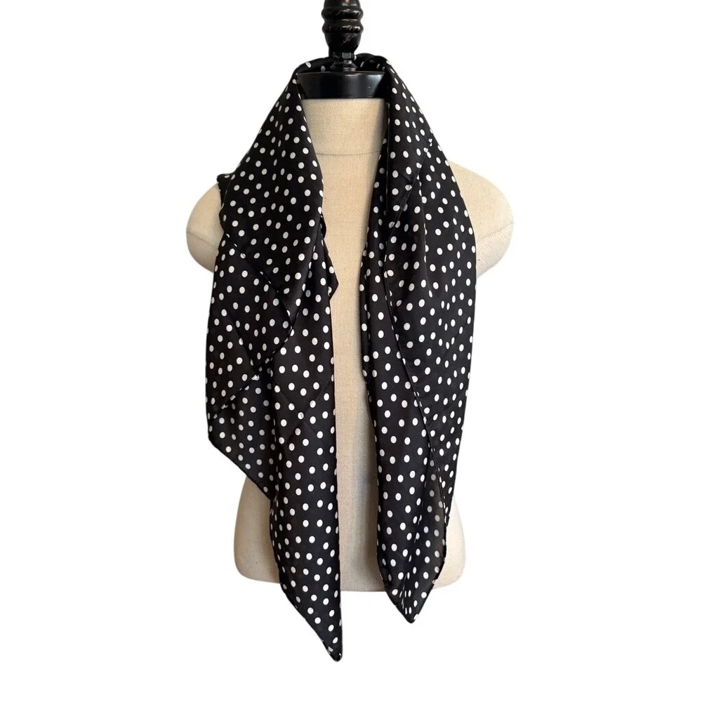 White House Black Market Millie Dot Square Scarf Black White Polka Dot 36in NEW